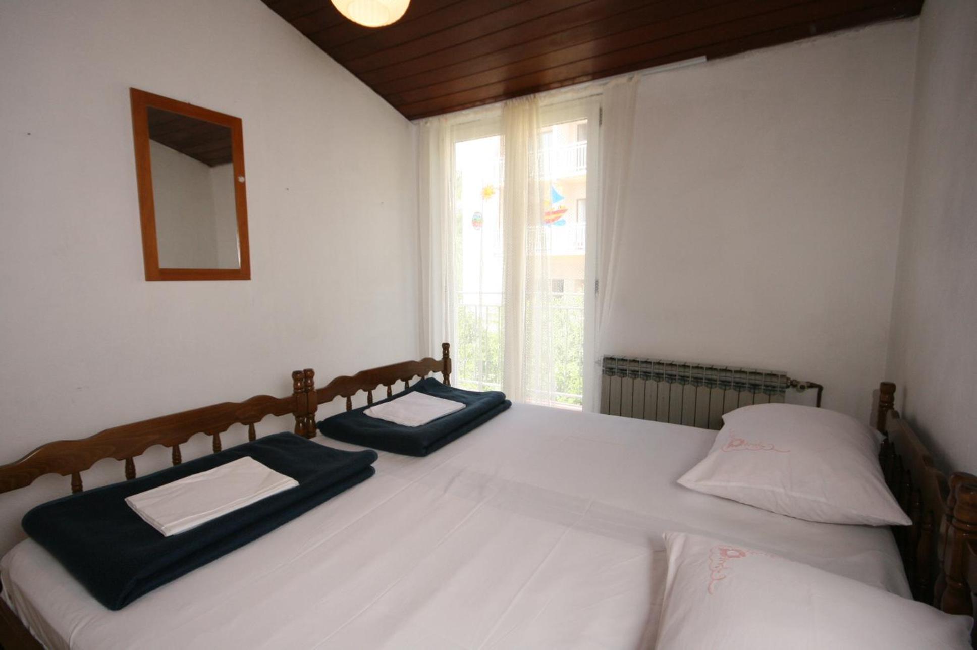 Apartments By The Sea Igrane, Makarska - 311 Rum bild