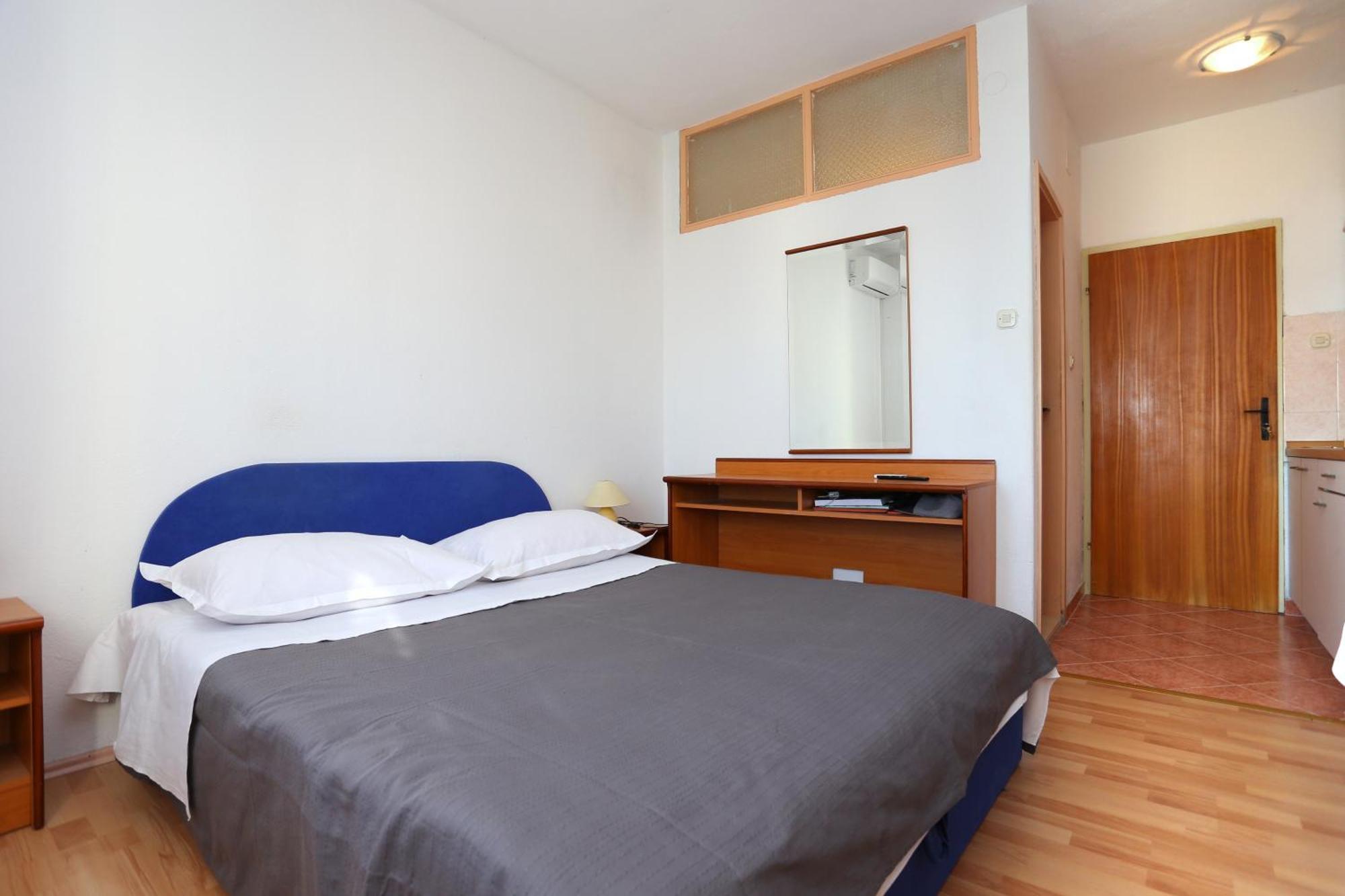 Apartments By The Sea Igrane, Makarska - 311 Rum bild