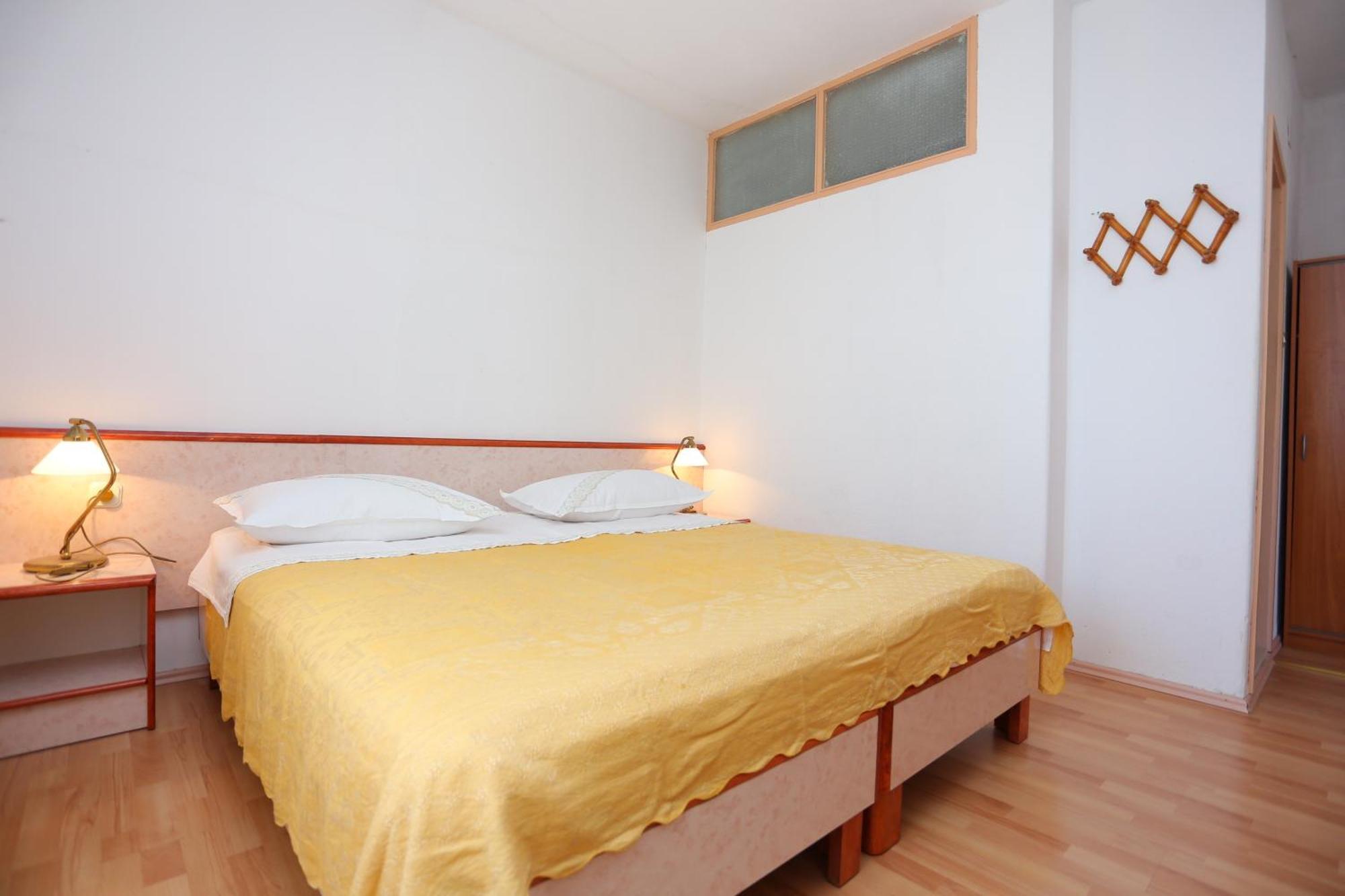 Apartments By The Sea Igrane, Makarska - 311 Rum bild